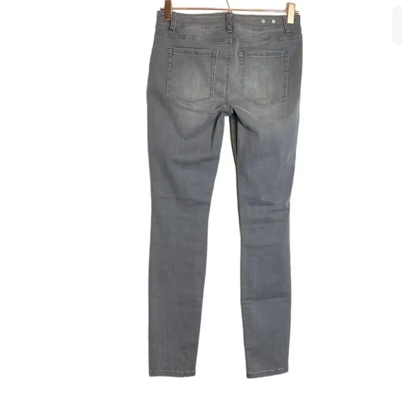 𝅺CAbi | Zipper Skinny Moto Jeans Distressed Denim Stretch Gray #5167 - Picture 4 of 8